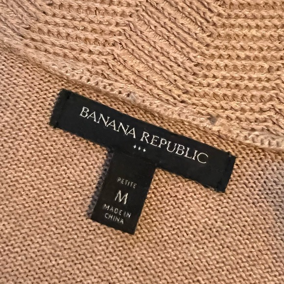 Open Cardigan in Tan Camel knit Banana Republic with zigzag trim - Picture 2 of 3